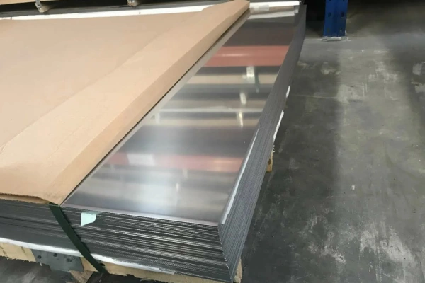 تفاوت استیل با آهن و آلومینیوم