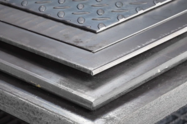 اصلی ترین تفاوت آهن و فولاد در کاربردها